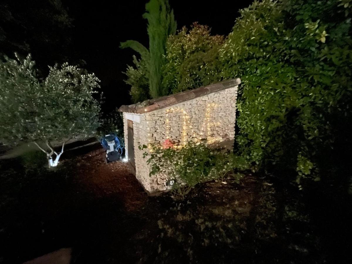 فيلا La Luberonne جورد المظهر الخارجي الصورة